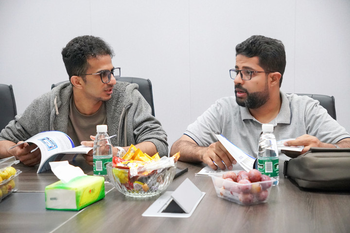 Testimone della forza del marchio dalla fonte |I clienti dell'Oman visitano in modo approfondito lo stabilimento di refrigerazione Icemedal