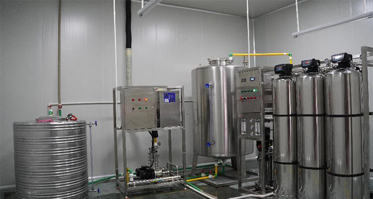 Impianto di ghiaccio automatizzato per macchine per ghiaccio a cubetti