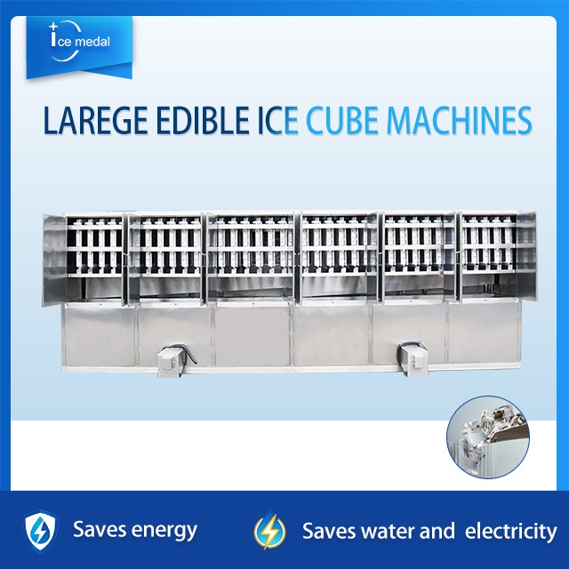 Macchina per il ghiaccio a cubetti Icmedal da 10 tonnellate al giorno con raffreddamento ad aria/raffreddamento ad acqua