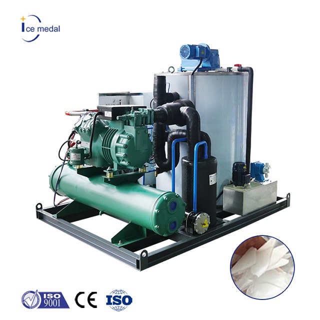 Icemedal Macchina per scaglie di ghiaccio industriale da 5 tonnellate con raffreddamento ad acqua/raffreddamento ad aria