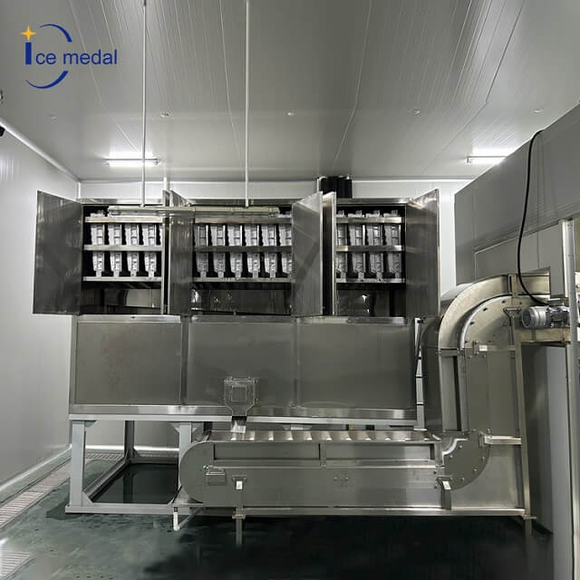 Icemedal Soluzioni per la produzione di ghiaccio con tazze commestibili automatizzate e personalizzate